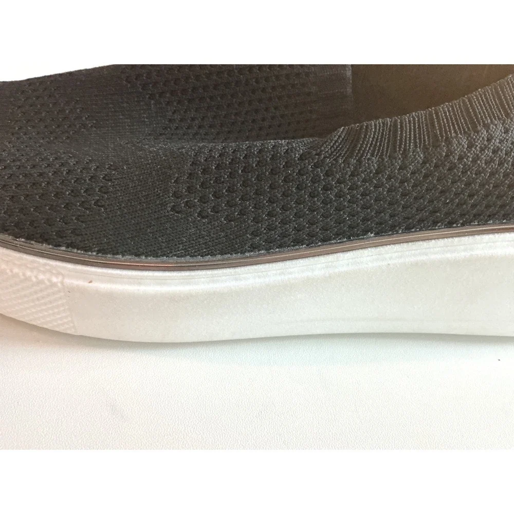 Vintage 7 Eight Womens Black Knit Platform Slip On Sneakers Silver Trim Size 8